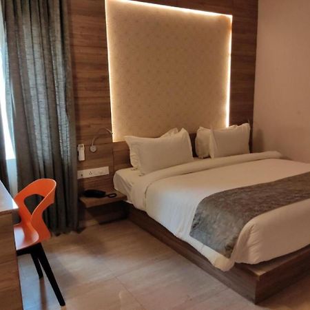 Residenza Adhikrishna Arcade Hotel Erode Luaran gambar